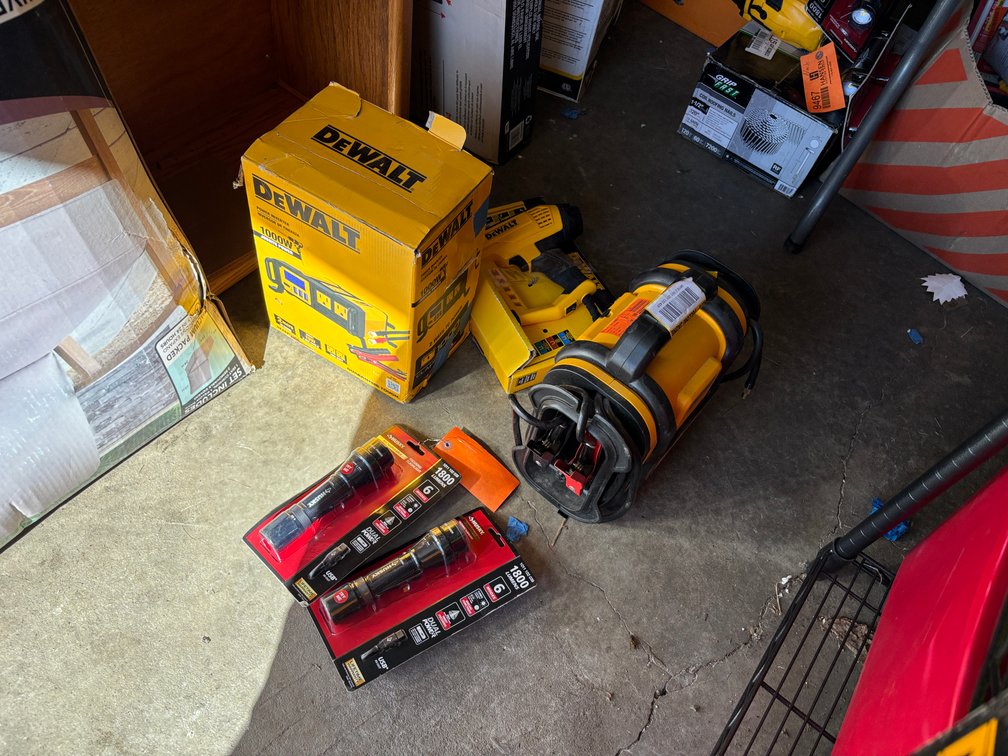 (3) DeWalt Tools and (2) Husky 1800 Lumen Flashlights (Fountain City, WI)