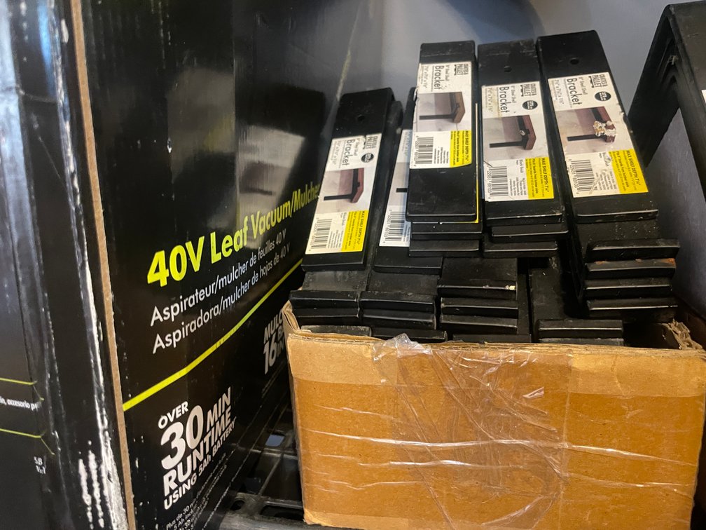 Heavy Duty Shelf Brackets (Fountain City, WI)