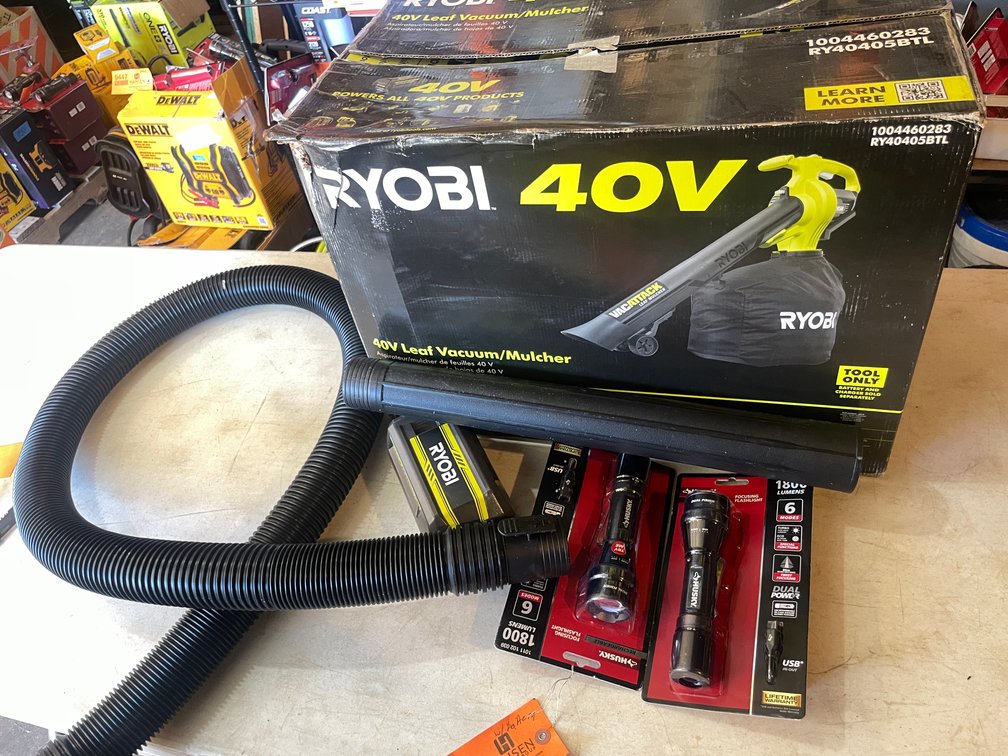 Ryobi 40V Cordless Leaf Vac (Fountain City, WI)
