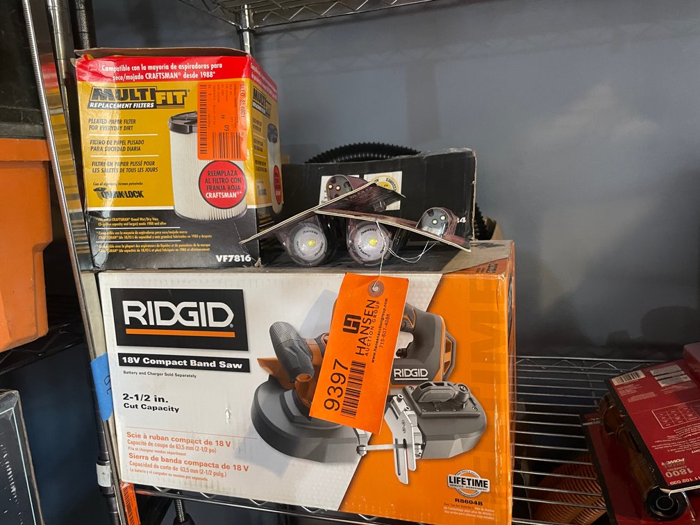 Ridgid 18V Compact Bandsaw and Shop Vac Accessories (Fountain City, WI)