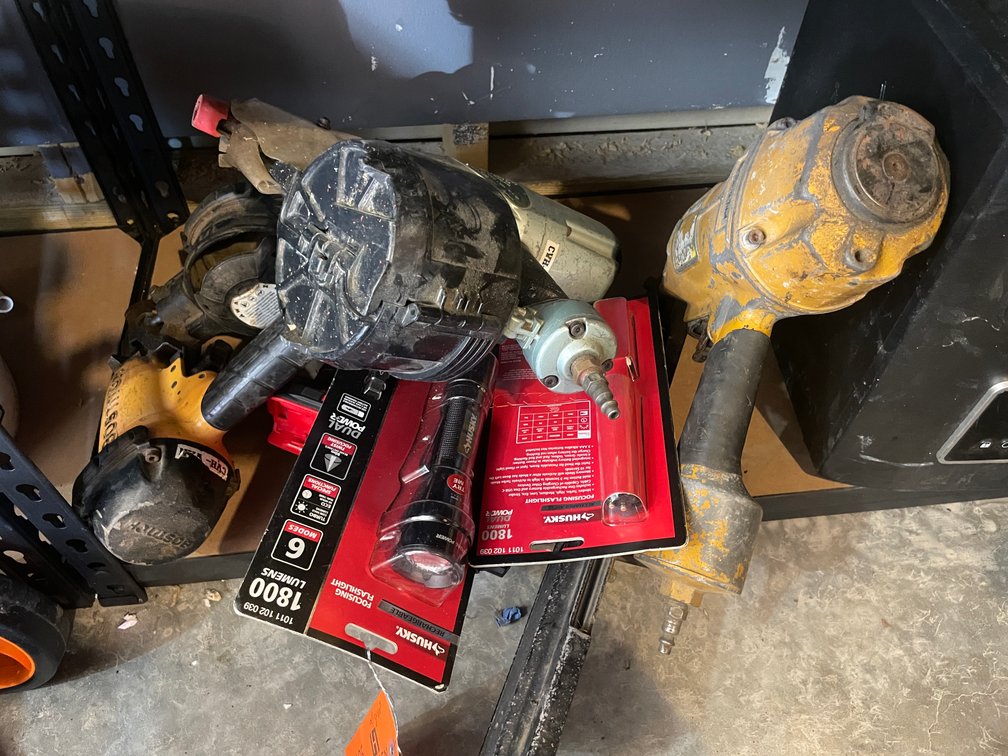 (4) Pneumatic Nailers (Fountain City, WI)