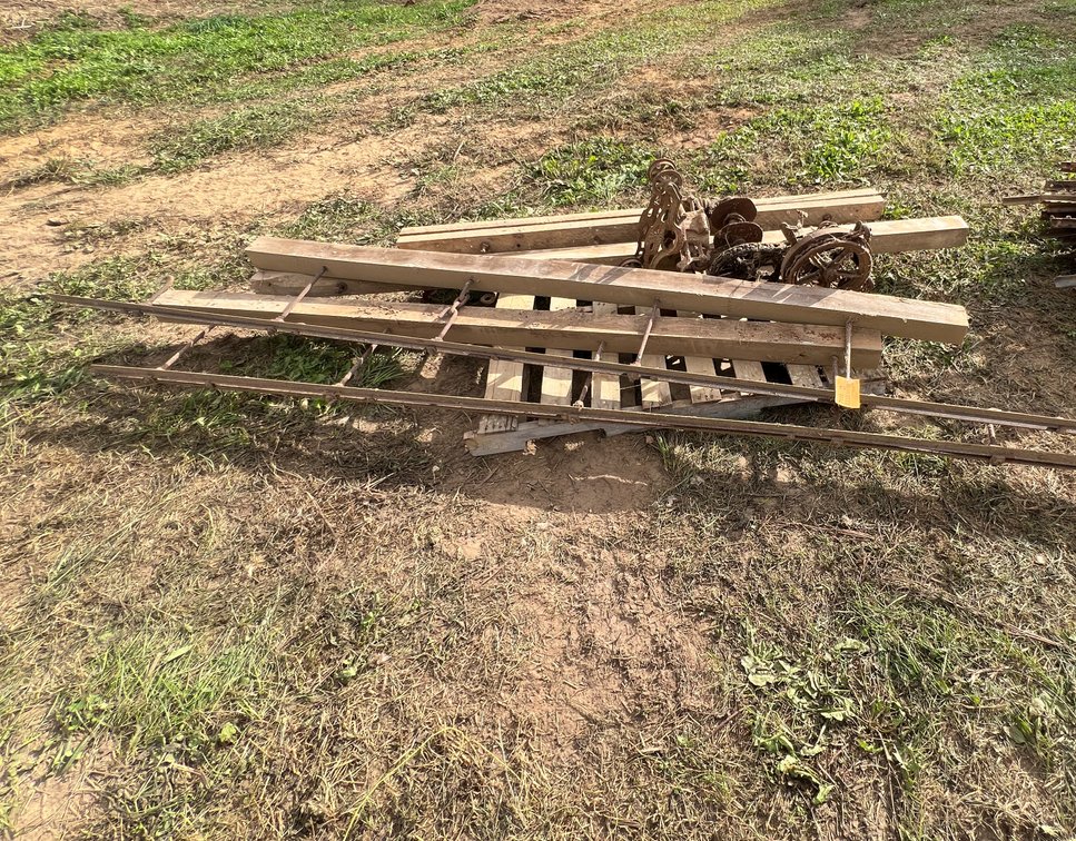 Antique Track
