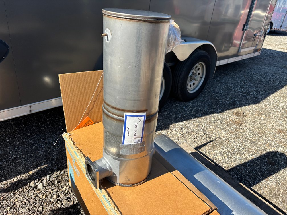 Komatsu Muffler