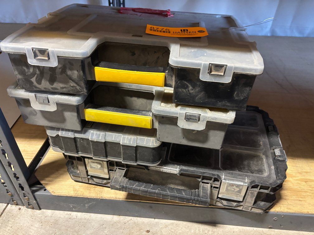 (4) Hardware Organizers