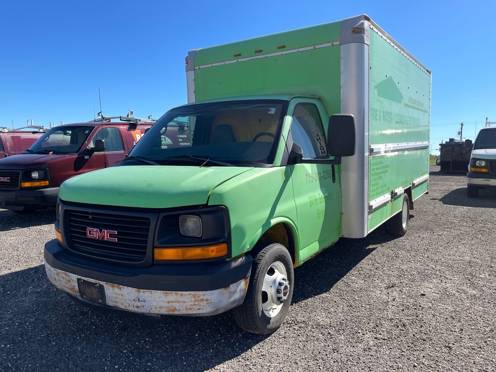 2005 GMC Box Truck (Has WI Title)