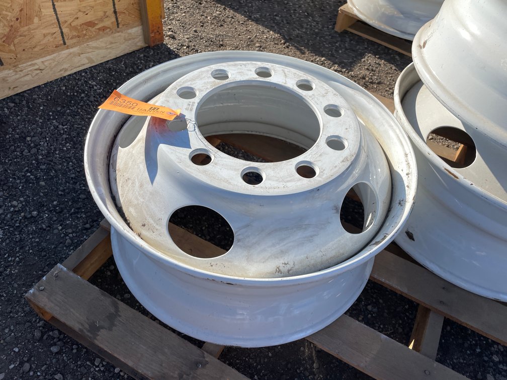 22.5 x 8.25 Bud Wheels