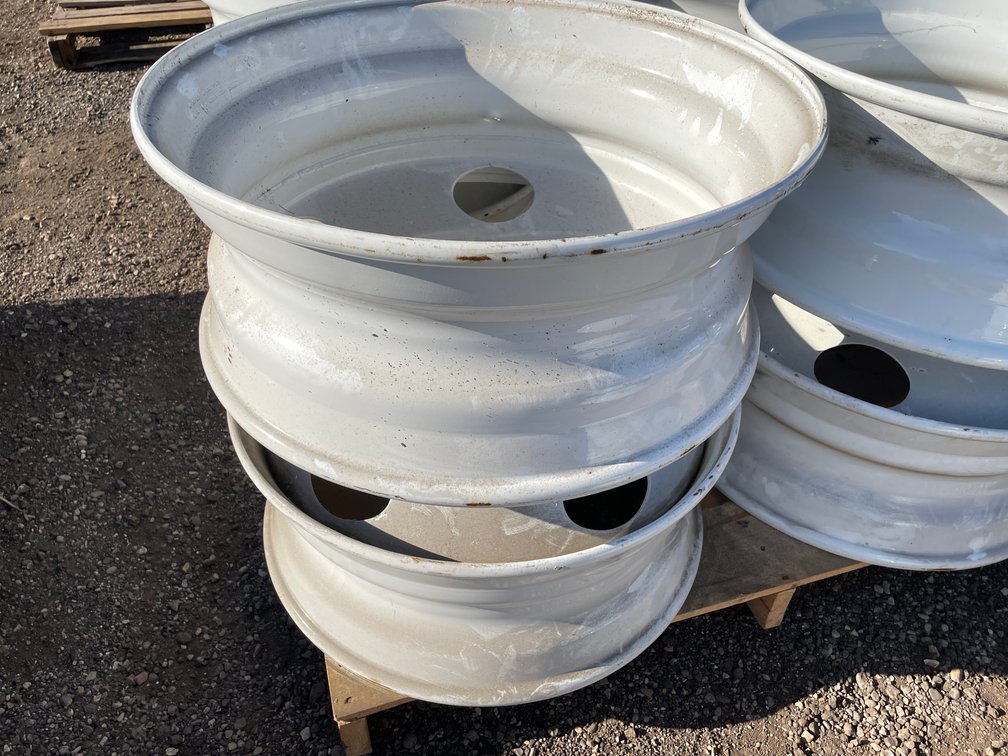 (2) 22.5 x 8.25 Bud Wheels