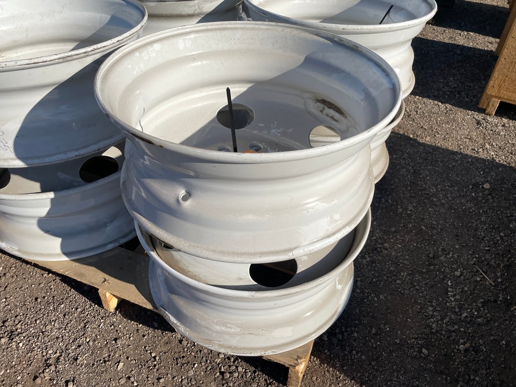 (2) 22.5 x 8.25 Bud Wheels