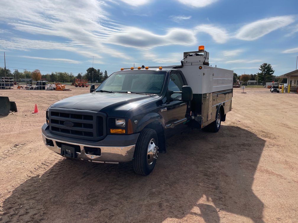 2006 Ford F-350 XL Super Duty Dually Service Truck (Has WI Title)