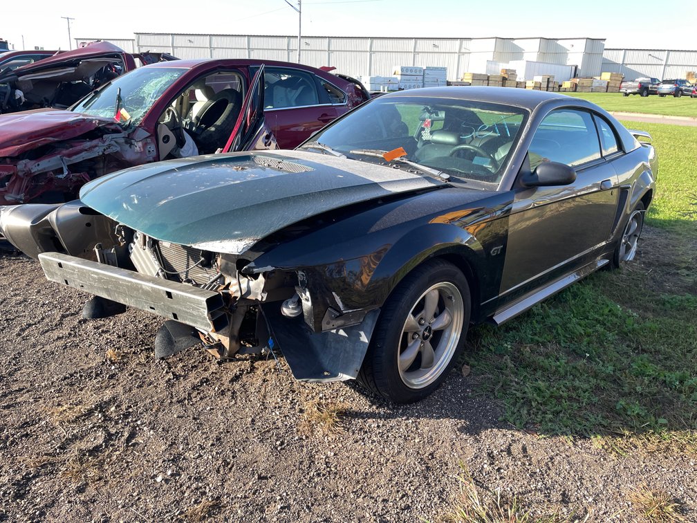 2000 Ford Mustang (Non Runner) (No Title)