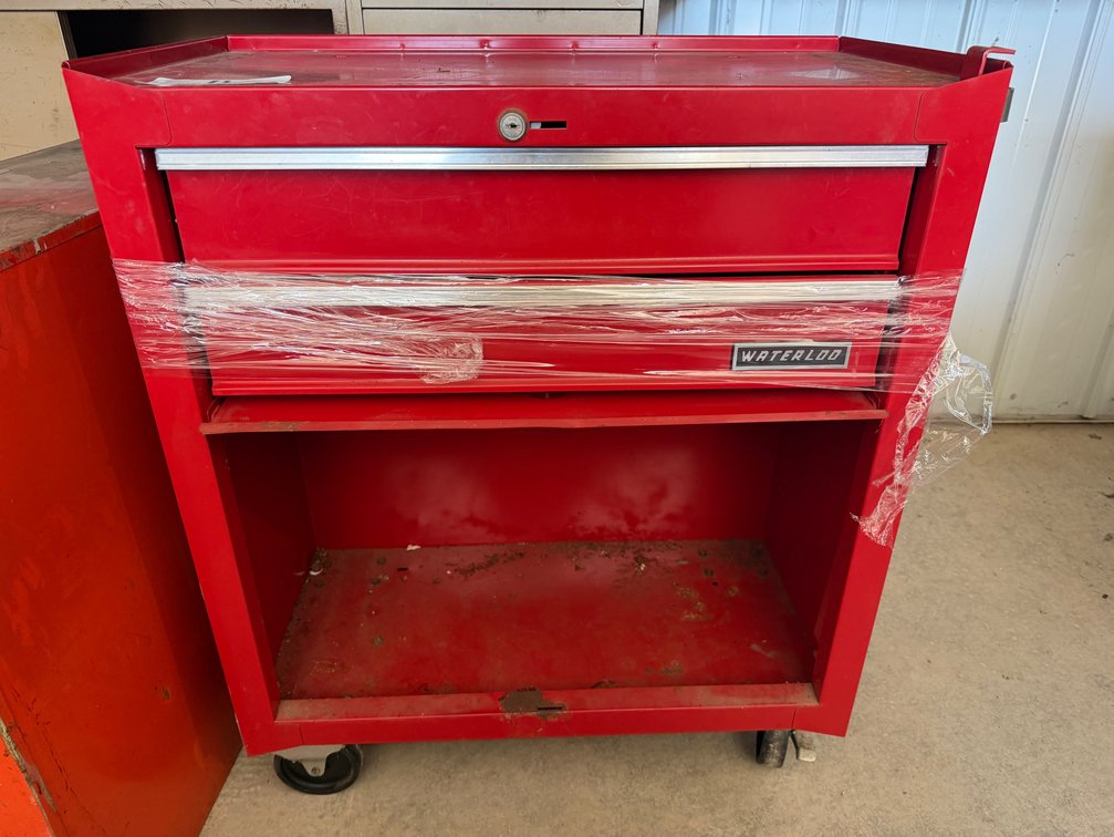 Waterloo Rolling Tool Box