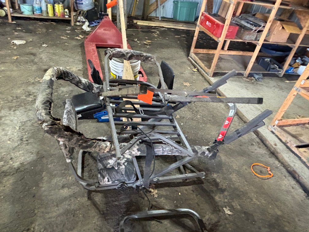 Climbing Tree Stand