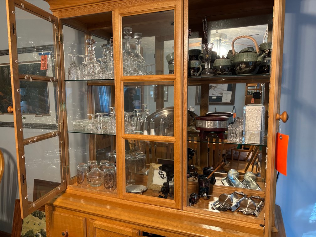 Contents of Hutch