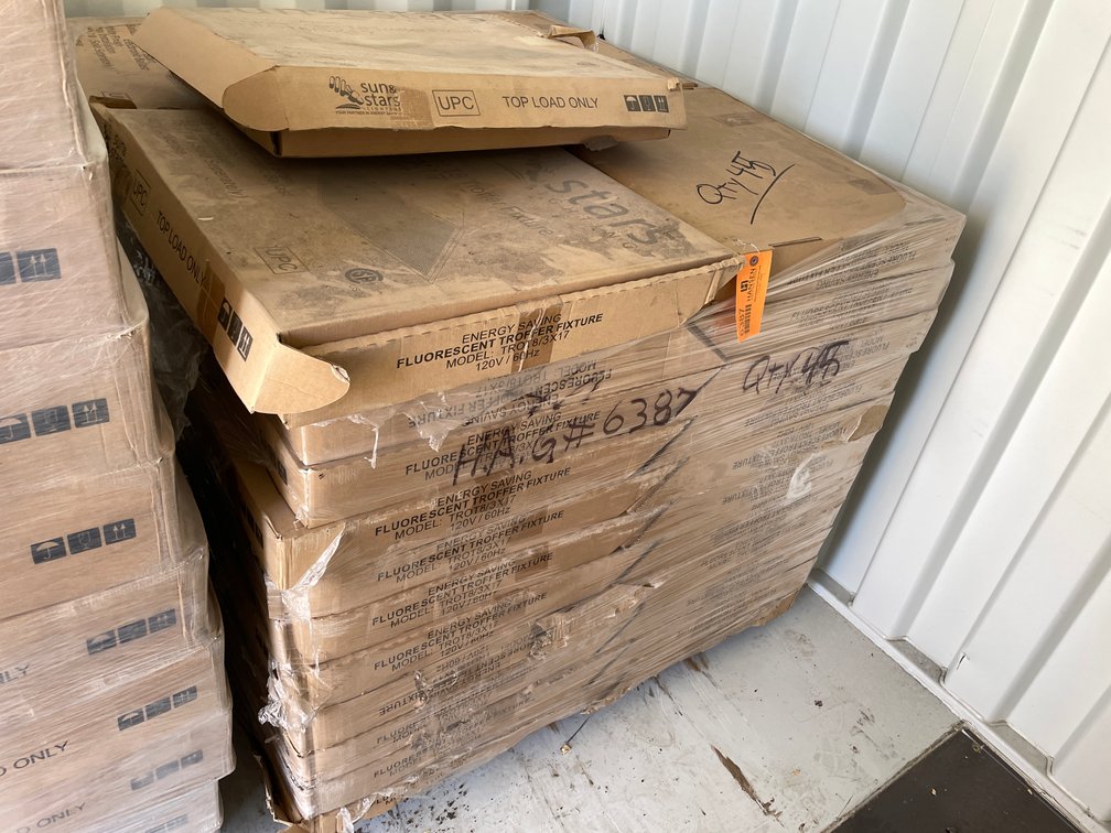 (45) Fluorescent 2' x 2' Fixture