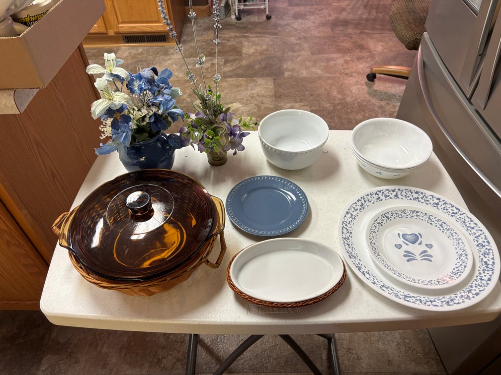 Corelle Dish Set