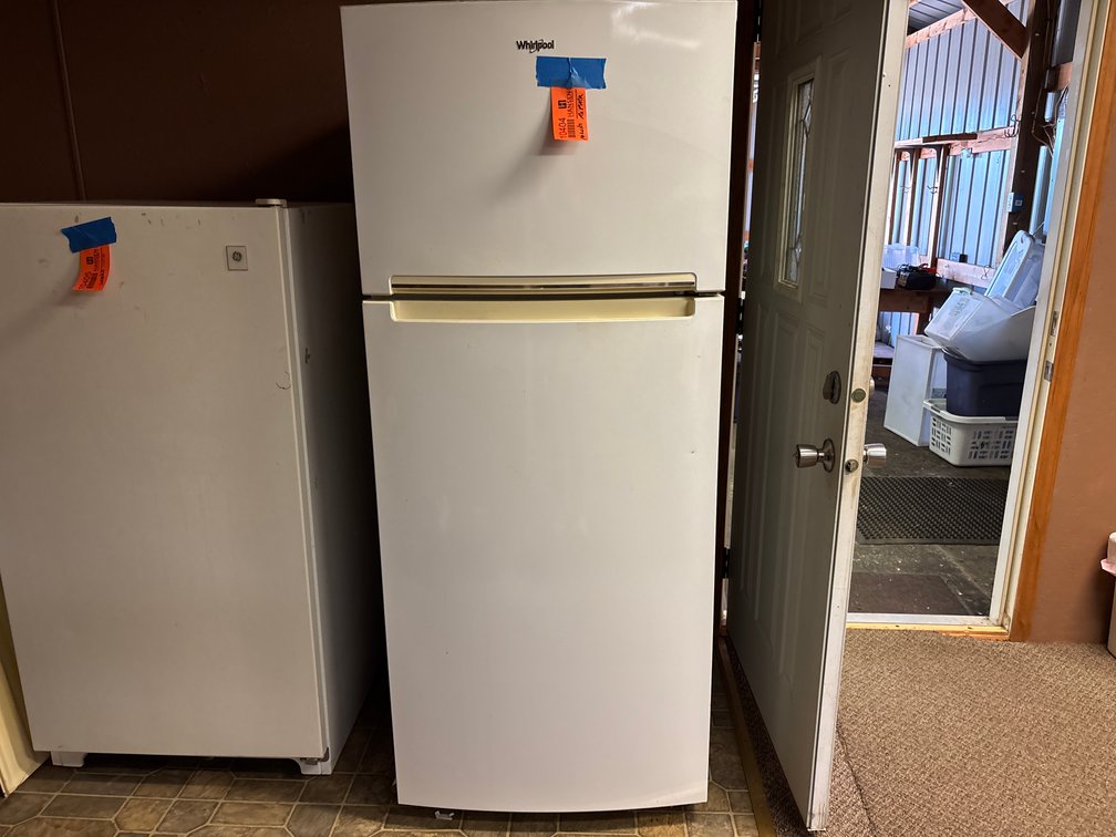 Whirlpool Refrigerator with Freezer
