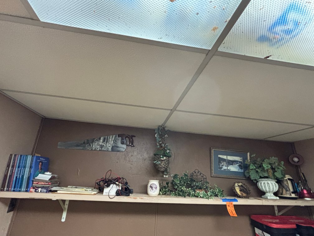 Contents on Shelf Only