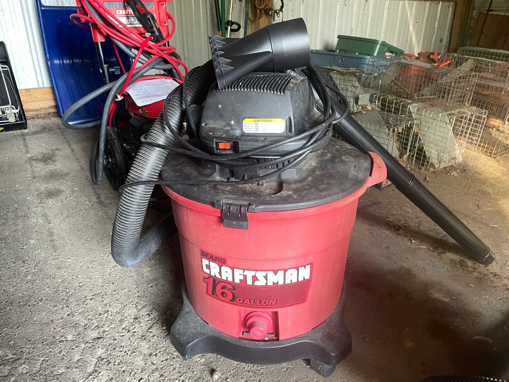 Sears Craftsman 16 Gallon Shop Vac
