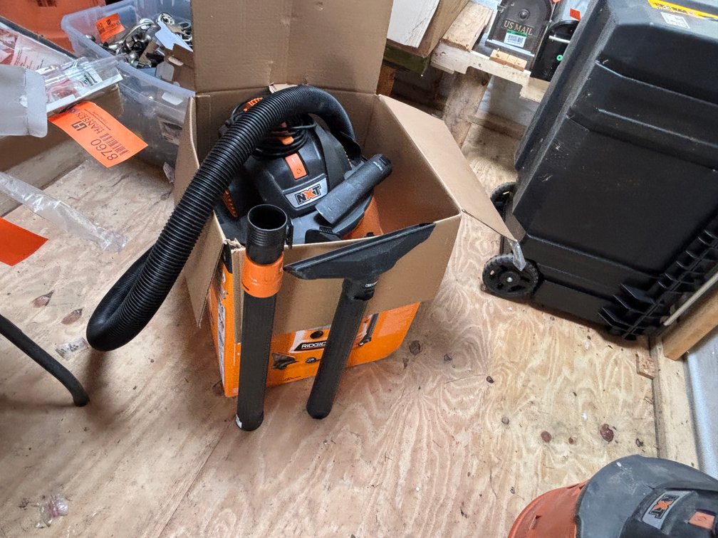 Rigid NXT Wet/Dry Vac (Strum, WI)