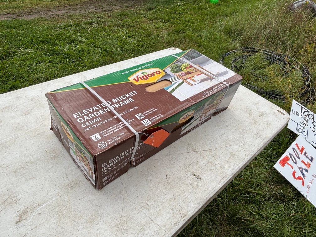 Vigoro Cedar Elevated Bucket Garden Frame (Strum, WI)