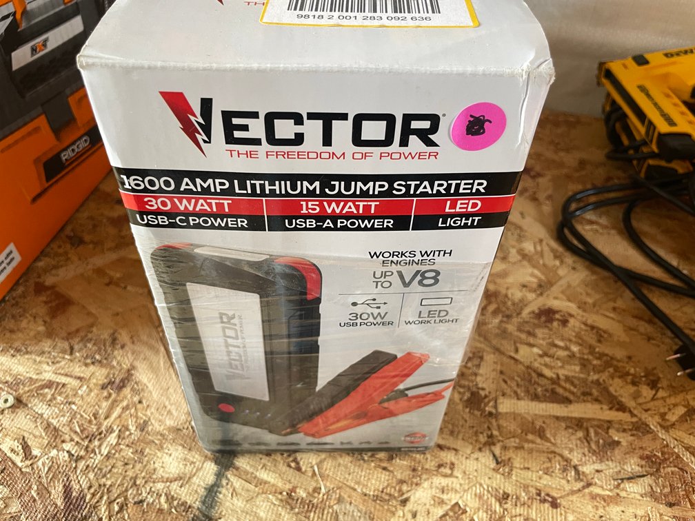 Vector Jump Starter (Strum, WI)