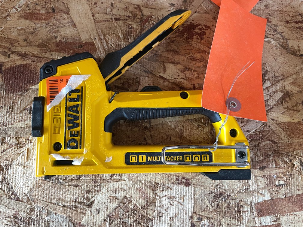 DeWalt Multi-Tacker (Strum, WI)