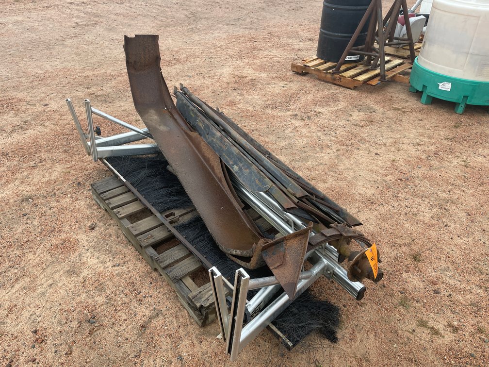 Pallet of Auto Trailer Parts