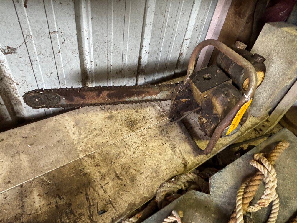 Chainsaw