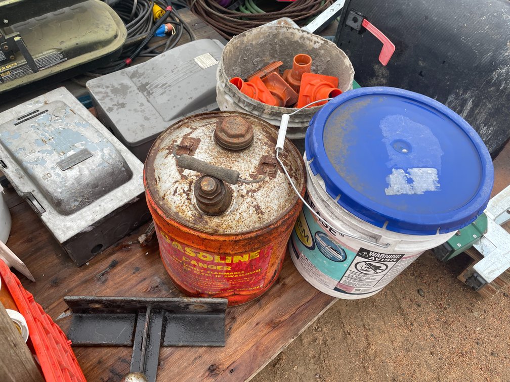 Contents of 4 Pallets