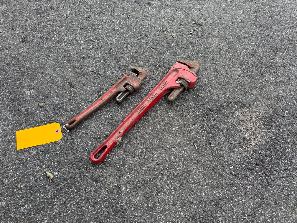 (2) Heavy Duty Pipe Wrenches