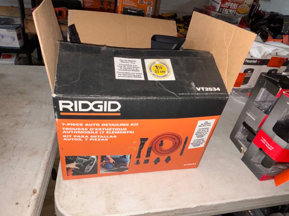 Rigid (7) Piece Auto Detailing Kit (Strum, WI)