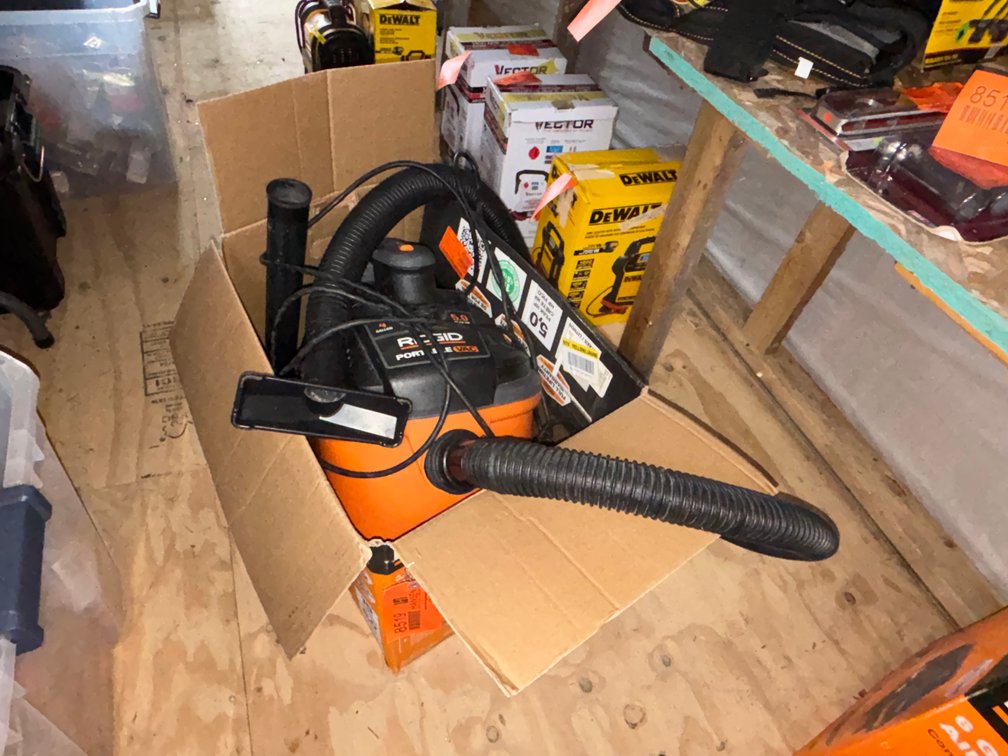 Ridgid 4 Gallon Portable Vacuum (Strum, WI)