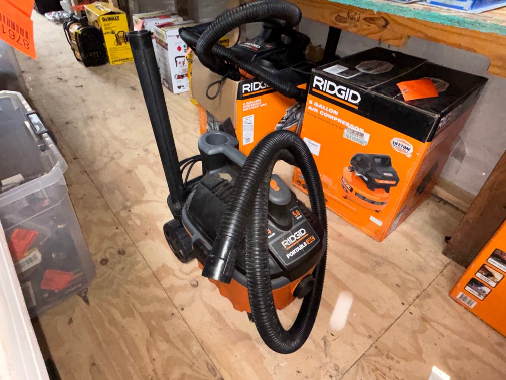 Ridgid 4 Gallon Portable Wet/Dry Vacuum (Strum, WI)