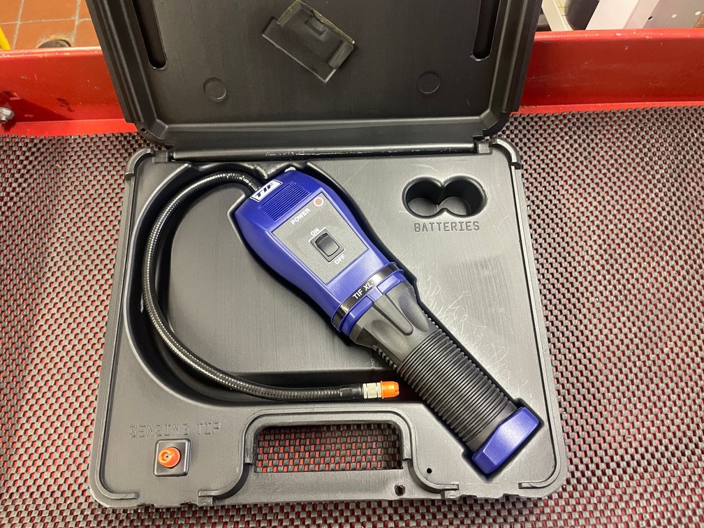 TIF Refrigerant Leak Detector
