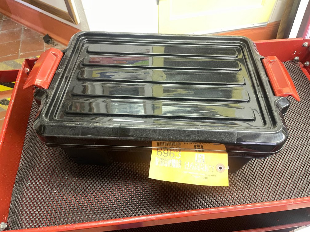 Grip (18) Piece Deluxe Polishing Kit