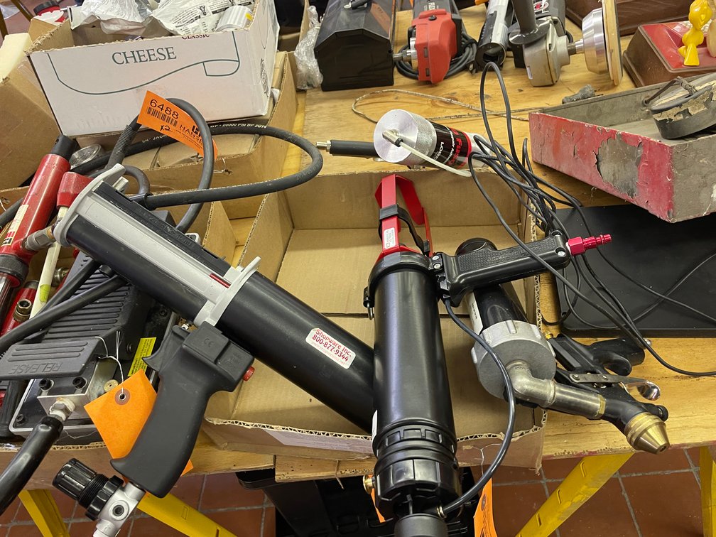 (4) Pneumatic Applicators