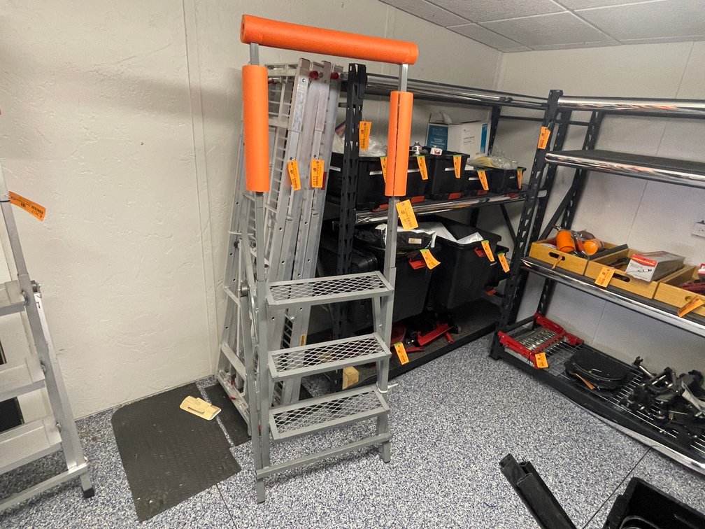 Portable Step Ladder