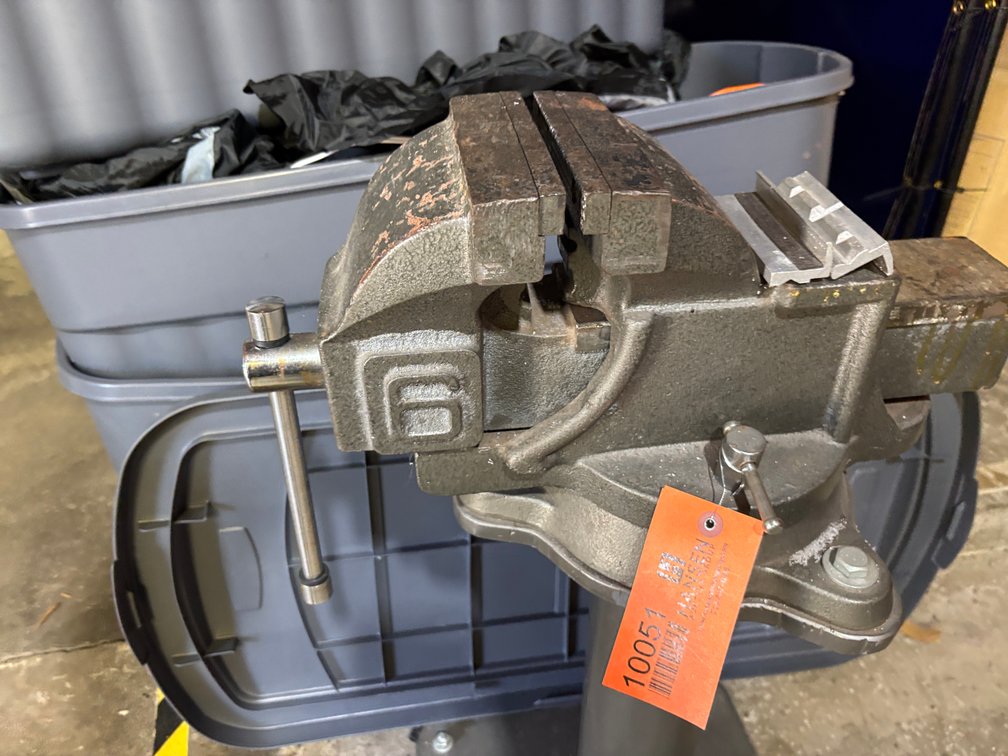 Bench Vise
