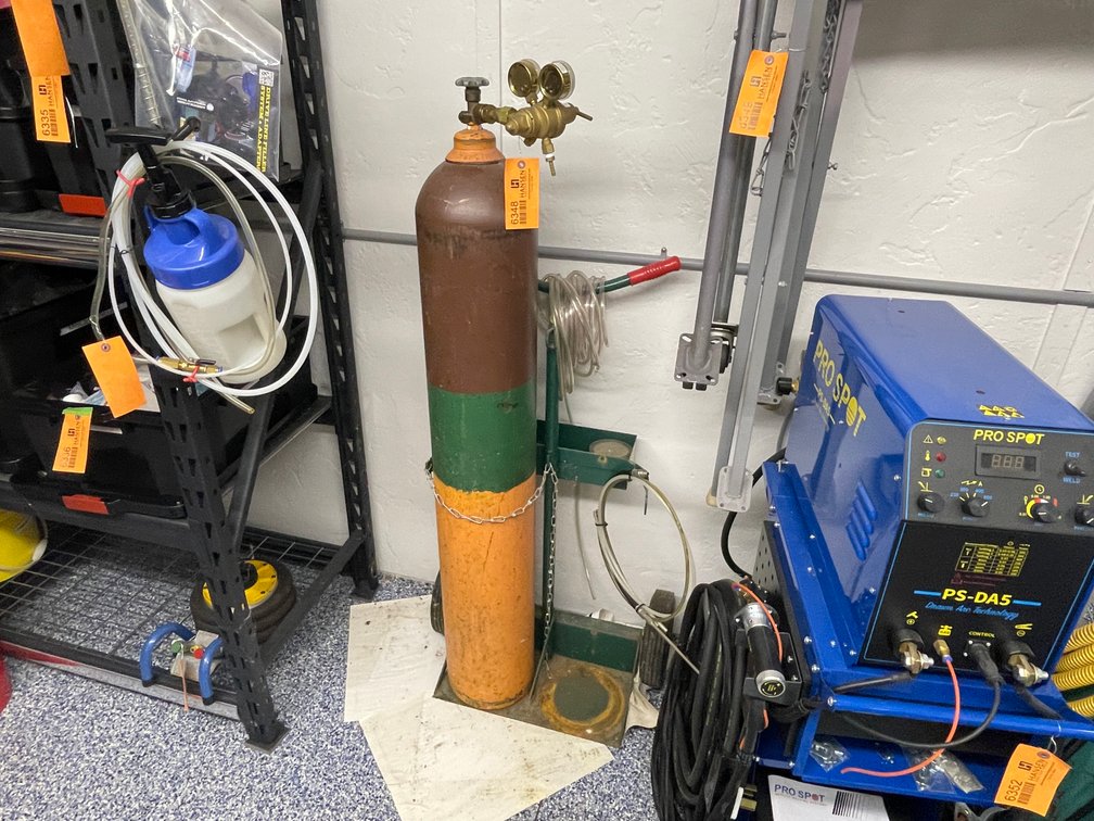 Compressed Gas Cylinder