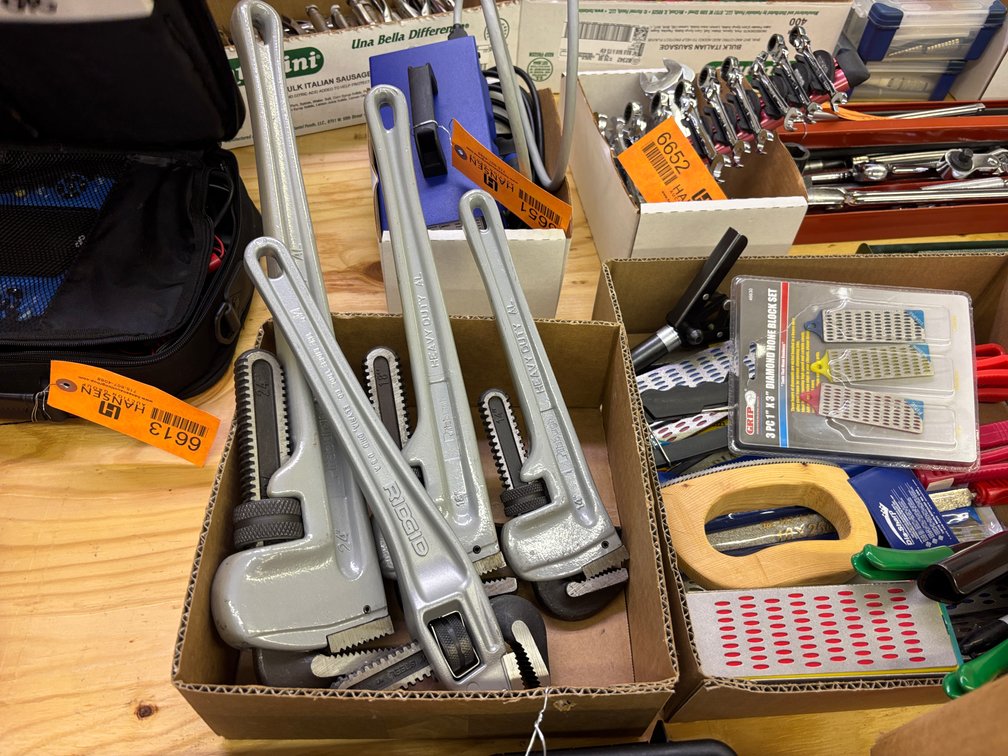 (4) Pipe Wrenches