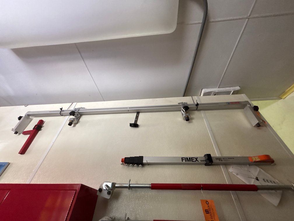 Celette Auto Body Frame Measuring and Alignment/Jig