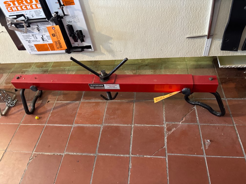 Blackhawk Engine Holder