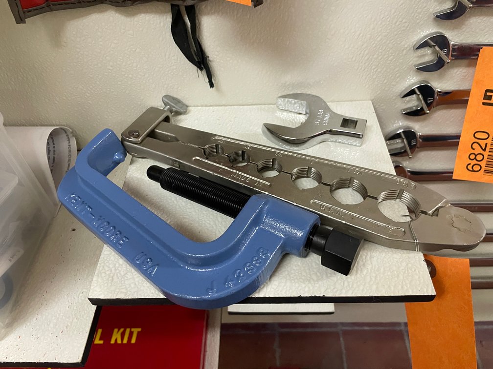 GM Torsion Bar Unloading Tool