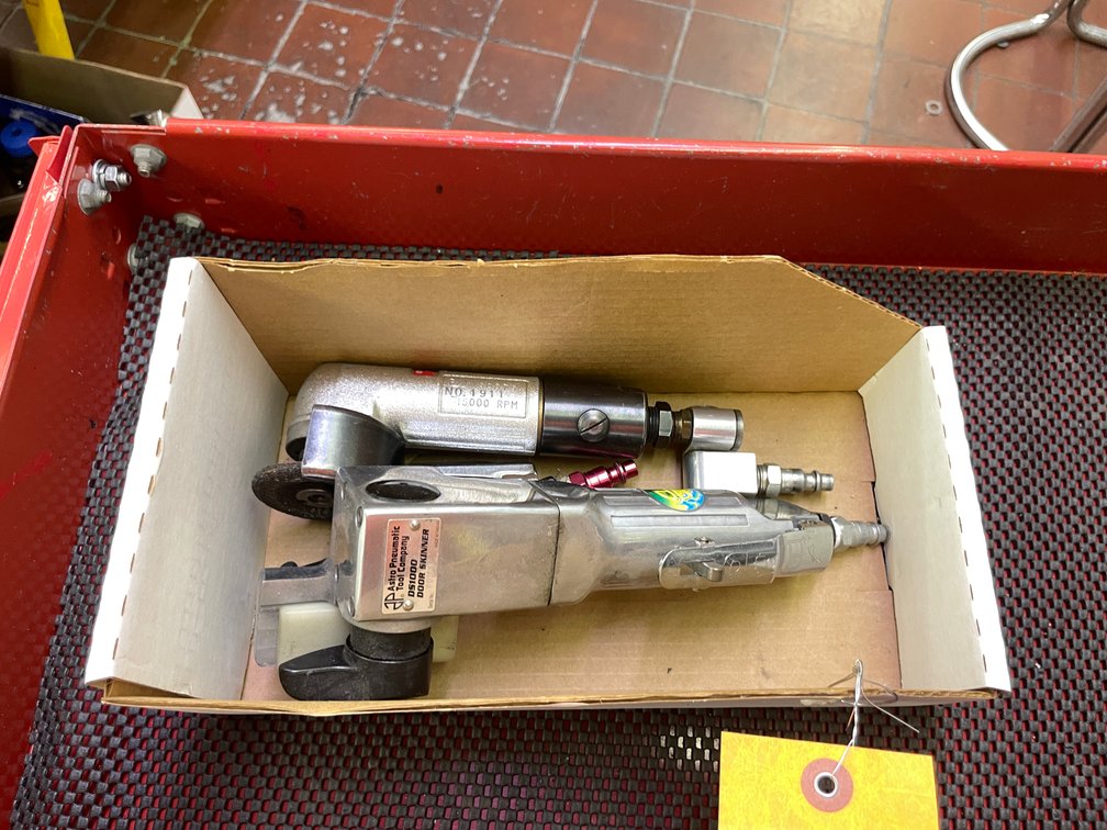 (3) Pneumatic Tools