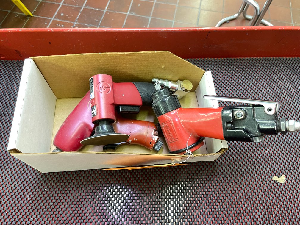 (3) Pneumatic Tools