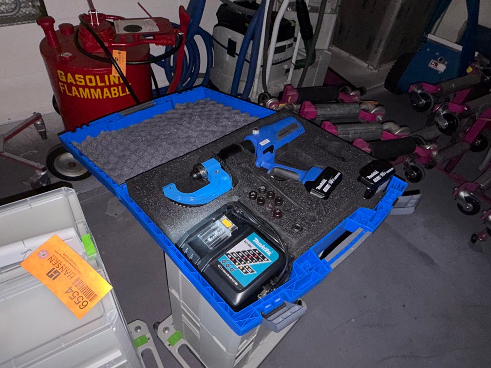 Henrob Makita Tool in Hard Case