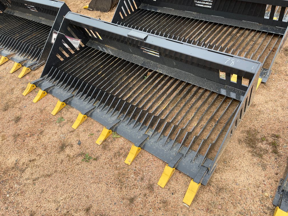 LandHonor 78" Skid Steer Rock Bucket Attachment
