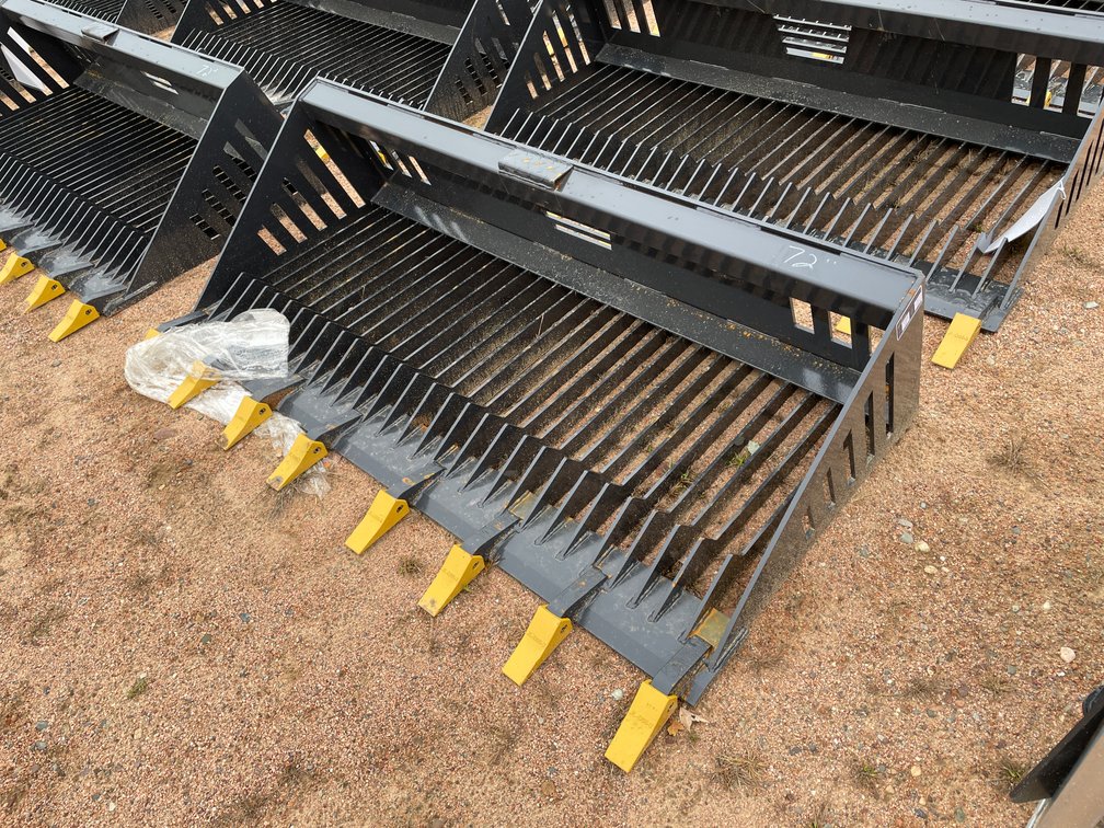 LandHonor 72" Skid Steer Rock Bucket Attachment