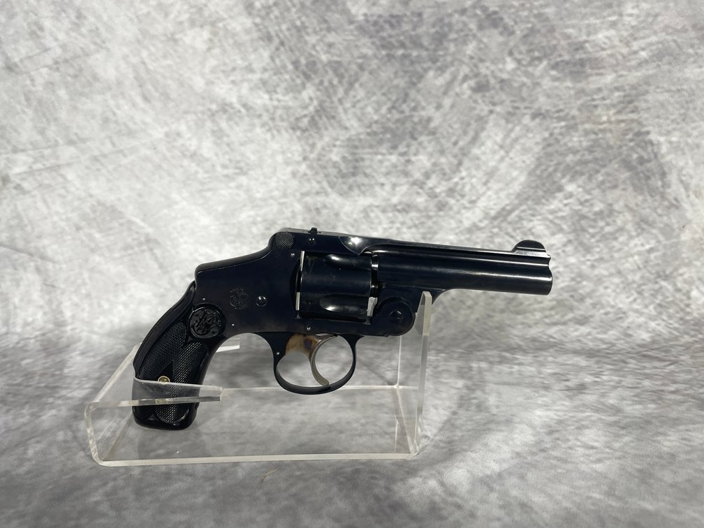 Smith and Wesson Safety Hammerless, .38 S&W Revolver, SN: 236812 (Downing, WI)