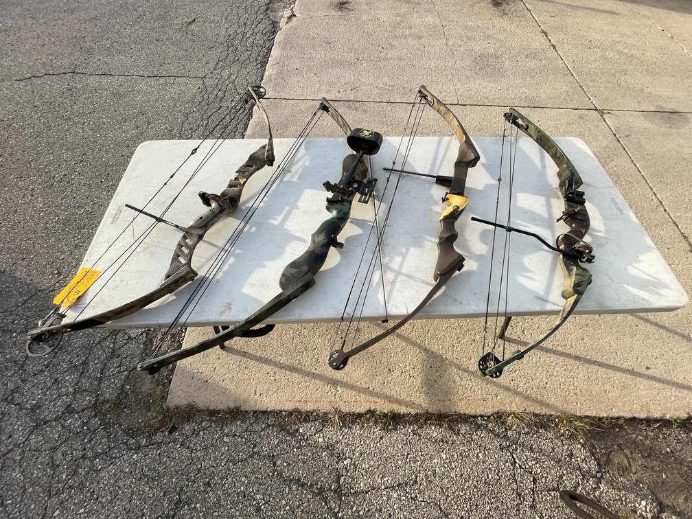 Bow Lot (Neenah, WI)